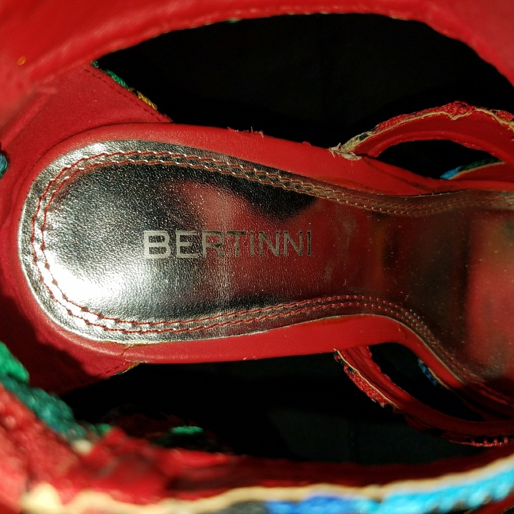 Bertinni heels - Picture 4 of 8